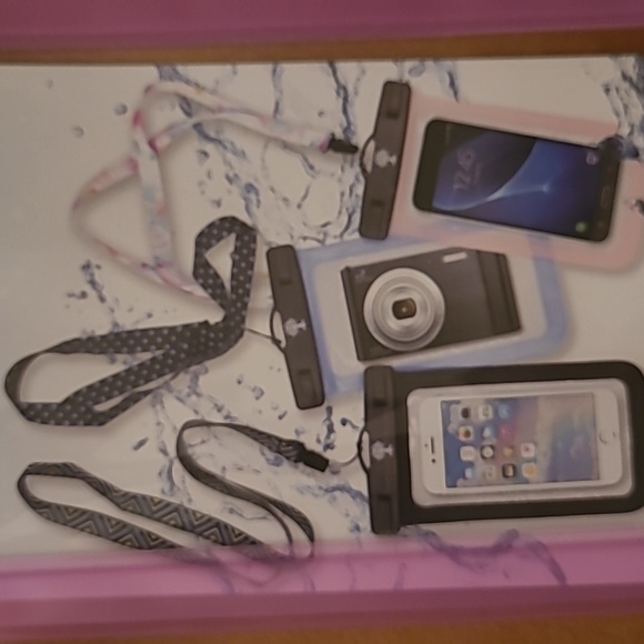 💧Waterproof Pouch - Picture 3 of 8